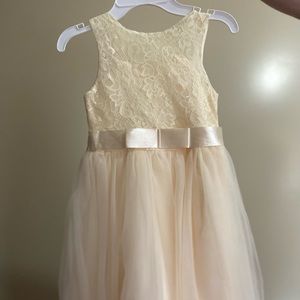 Dress , Color Is Cream , Size 5T